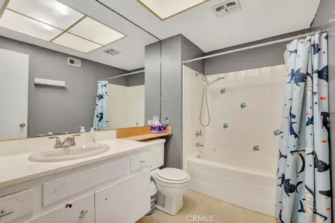 Bath - 2162 Emmett, Simi Valley, CA 93063 photo 3 of 3