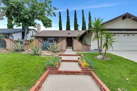 Exterior - 2162 Emmett, Simi Valley, CA 93063 photo 2 of 9
