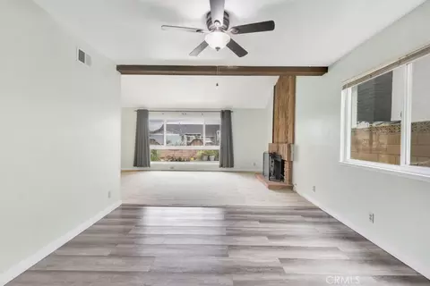 Living - 2162 Emmett, Simi Valley, CA 93063 photo 10 of 14