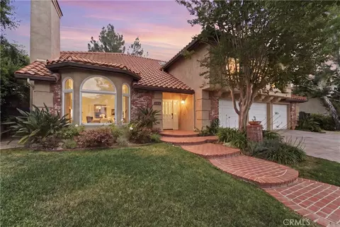 5620 Middle Crst, Agoura Hills, CA 91301