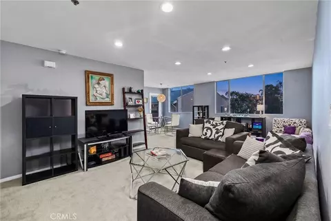 4501 Cedros, Sherman Oaks, CA 91403