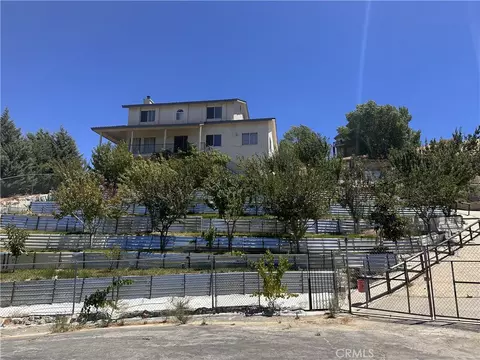42804 Barnstead Dr, Lake Hughes, CA 93532