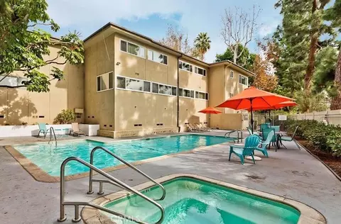 11138 Aqua Vista St, Studio City, CA 91602