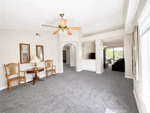 Living - 478 Shelburne Ln UNIT B, Simi Valley, CA 93065 photo 2 of 3