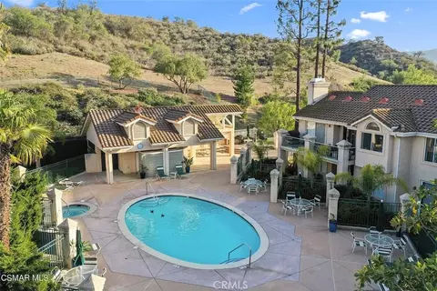 Exterior - 478 Shelburne Ln UNIT B, Simi Valley, CA 93065 photo 3 of 3