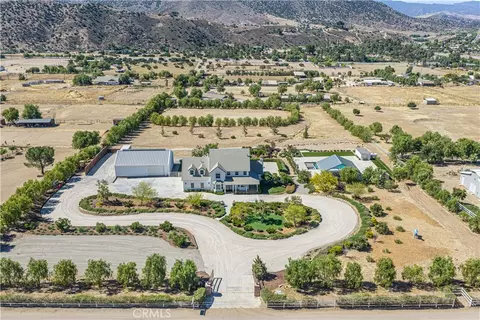 9248 Hierba, Agua Dulce, CA 91390