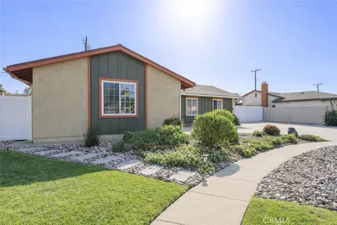 Exterior - 1682 Darnel Ct, Camarillo, CA 93010 photo 7 of 7
