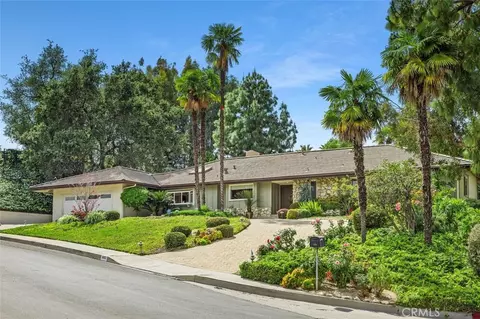 16903 Oak View Dr, Encino, CA 91436