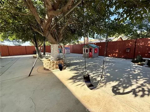 Exterior - 44020 3rd E, Lancaster, CA 93535 photo 8 of 10