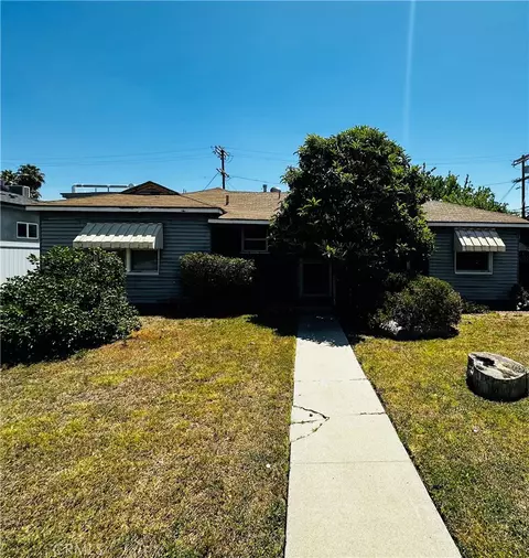 6852 Aura Ave, Reseda, CA 91335