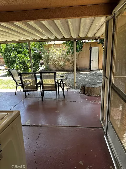6852 Aura Ave, Reseda, CA 91335 photo 17