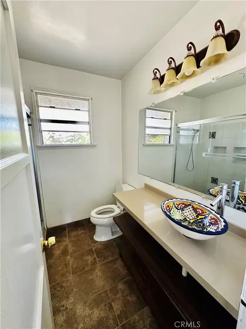 6852 Aura Ave, Reseda, CA 91335 photo 12