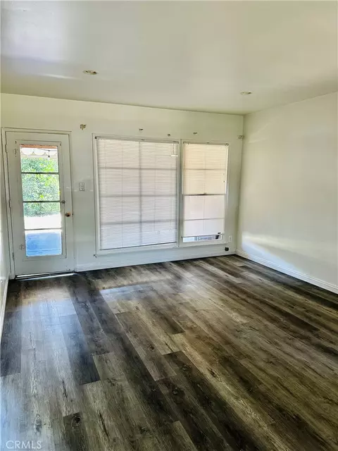 6852 Aura Ave, Reseda, CA 91335 photo 6