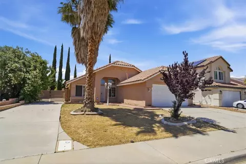 39925 Milan Dr, Palmdale, CA 93551