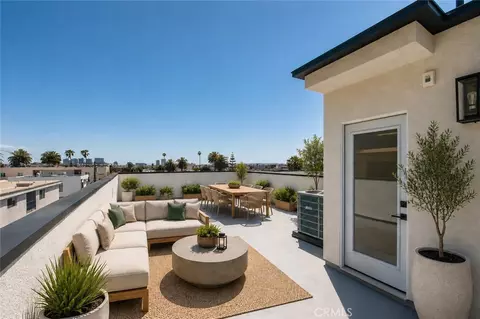 540 N Serrano Ave, Los Angeles, CA 90004