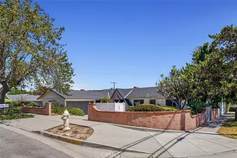 Exterior - 4 Mansfield Ln, Camarillo, CA 93010 photo 14 of 17