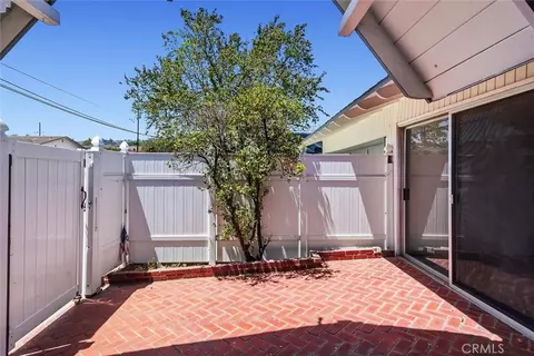 Exterior - 4 Mansfield Ln, Camarillo, CA 93010 photo 16 of 17