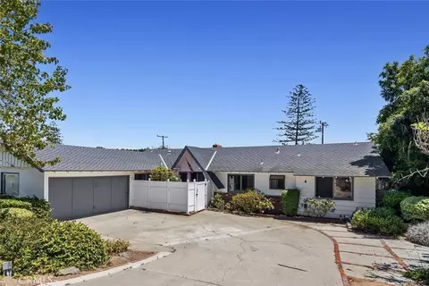 4 Mansfield, Camarillo, CA 93010