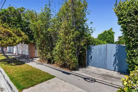 Exterior - 4 Mansfield Ln, Camarillo, CA 93010 photo 13 of 17