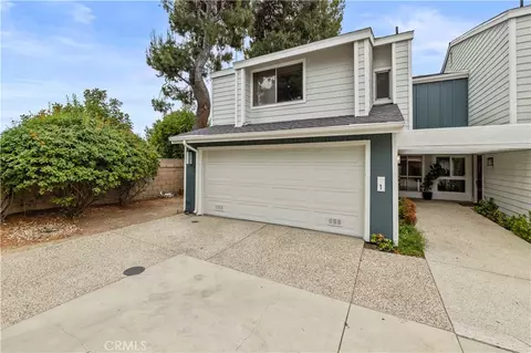 18150 Andrea Cir S #1, Northridge, CA 91325