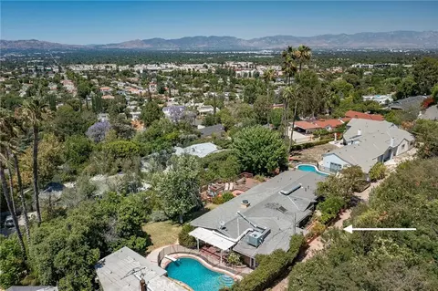 18070 Boris Dr, Encino, CA 91316