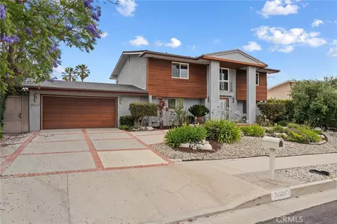 24217 Hatteras St, Woodland Hills, CA 91367