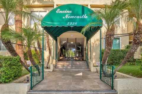 5328 Newcastle #57, Encino, CA 91316