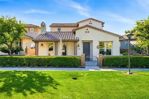 27988 Red Pine Ct, Valencia, CA 91354