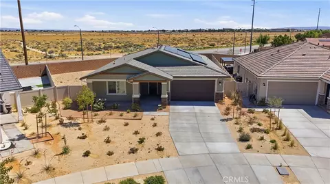 Other - 3347 Emerald Ln, Lancaster, CA 93535 photo 7 of 8