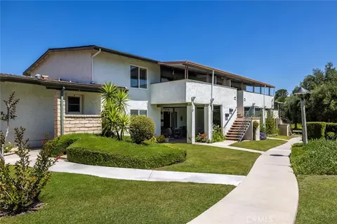 19716 Avenue Of The Oaks, Newhall, CA 91321