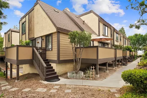 11300 Foothill Blvd #7, Sylmar, CA 91342