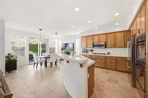 Kitchen - 2273 Swift Fox Ct, Simi Valley, CA 93065 photo 5 of 5