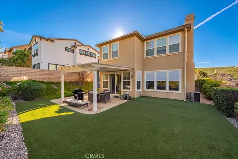 Exterior - 2273 Swift Fox Ct, Simi Valley, CA 93065 photo 4 of 6