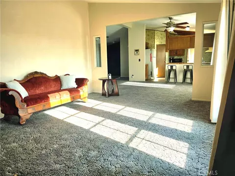 49645 Three Points Rd, Lancaster, CA 93536 photo 3