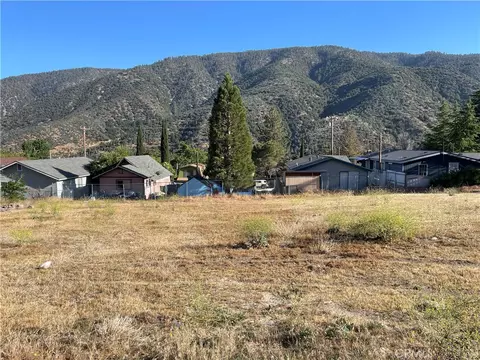 4228 N End, Frazier Park, CA 93225