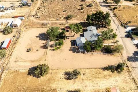 View/Area - 43300 43rd W, Lancaster, CA 93536 photo 1 of 8