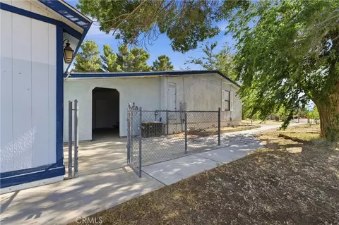 Exterior - 43300 43rd W, Lancaster, CA 93536 photo 3 of 6