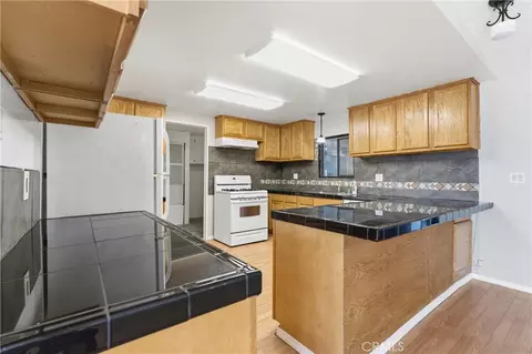 Kitchen - 43300 43rd W, Lancaster, CA 93536 photo 1 of 2