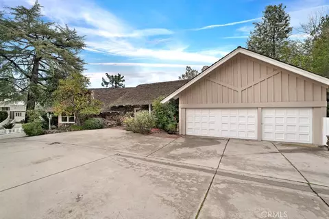 4809 Queen Victoria Rd, Woodland Hills, CA 91364