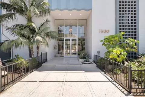7560 Hollywood Blvd, Los Angeles, CA 90046