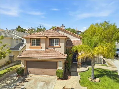 19903 Rhona Pl, Saugus, CA 91350