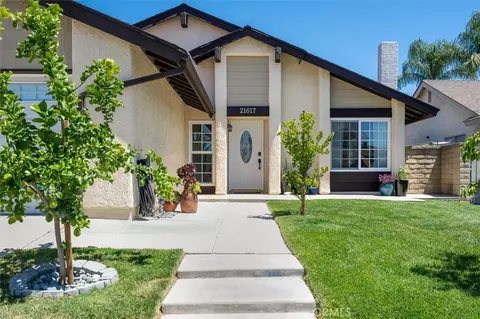 21617 Turmeric Ct, Saugus, CA 91350