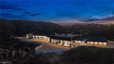 109 Buckskin Rd, Bell Canyon, CA 91307