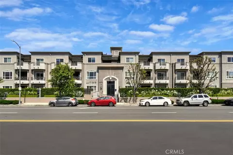 4424 Whitsett Ave #107, Studio City, CA 91604