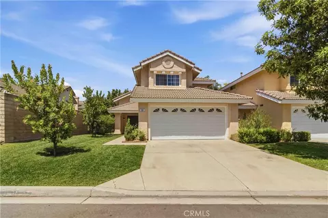 592 Fairfield, Simi Valley, CA 93065