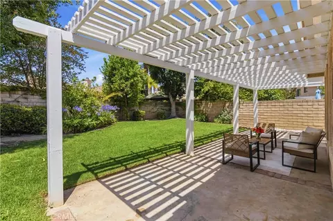 Exterior - 592 Fairfield, Simi Valley, CA 93065 photo 6 of 7