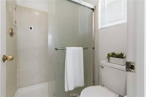 Bath - 592 Fairfield, Simi Valley, CA 93065 photo 3 of 4
