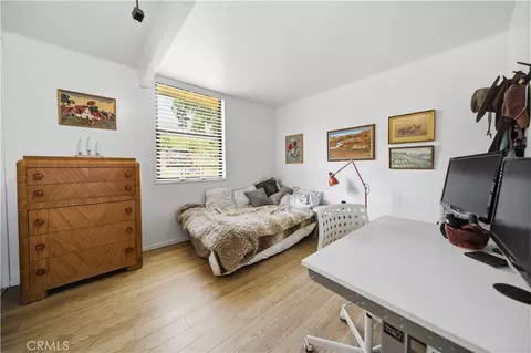 Bedroom - 27200 Bear Valley Rd, Tehachapi, CA 93561 photo 1 of 3