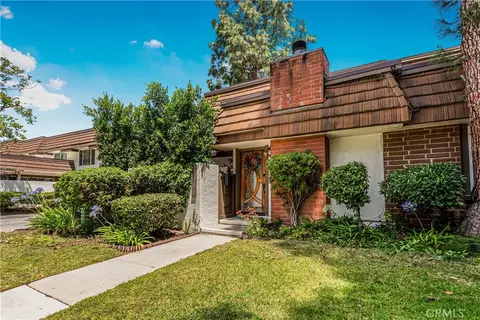 22170 James Alan Cir #1, Chatsworth, CA 91311