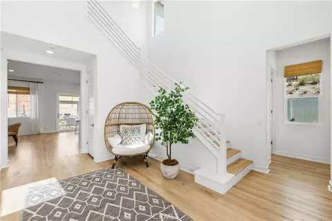 Entry Way - 28631 Bloom, Saugus, CA 91350 photo 2 of 5